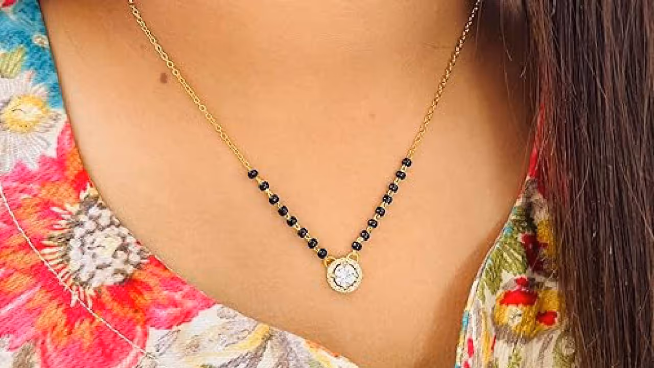 फैंसी मंगलसूत्र डिजाइन फैंसी मंगलसूत्र डिजाइन