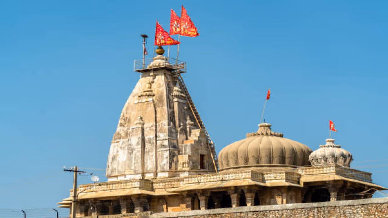 Karwa Chauth 2025 temple