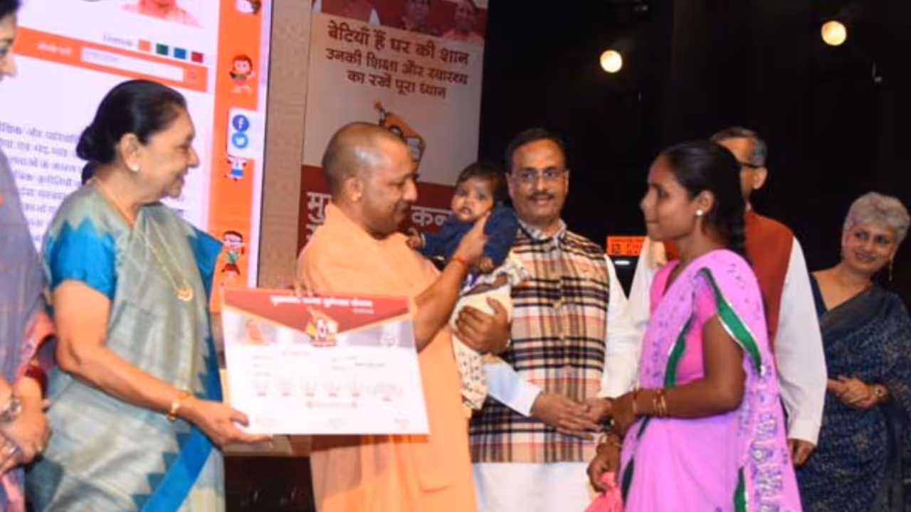 yogi government diwali gift up free lpg cylinder and bus driver incentive scheme