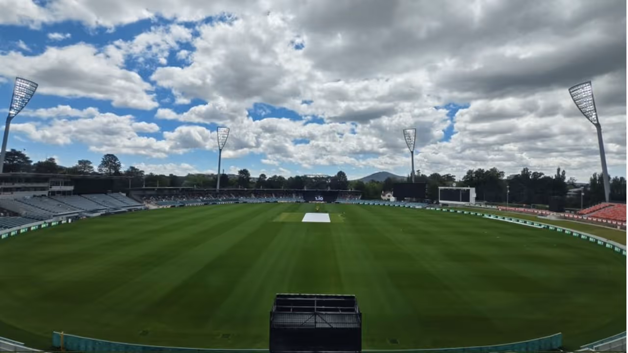 IND vs AUS 1st T20i Canberra Pitch Report IND vs AUS 1st T20i Canberra Pitch Report