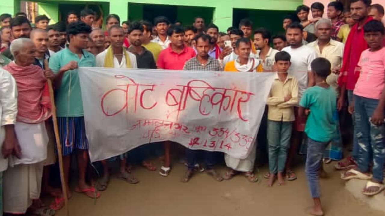 bihar elections 2025 phase 1 voting road nahi to vote nahi