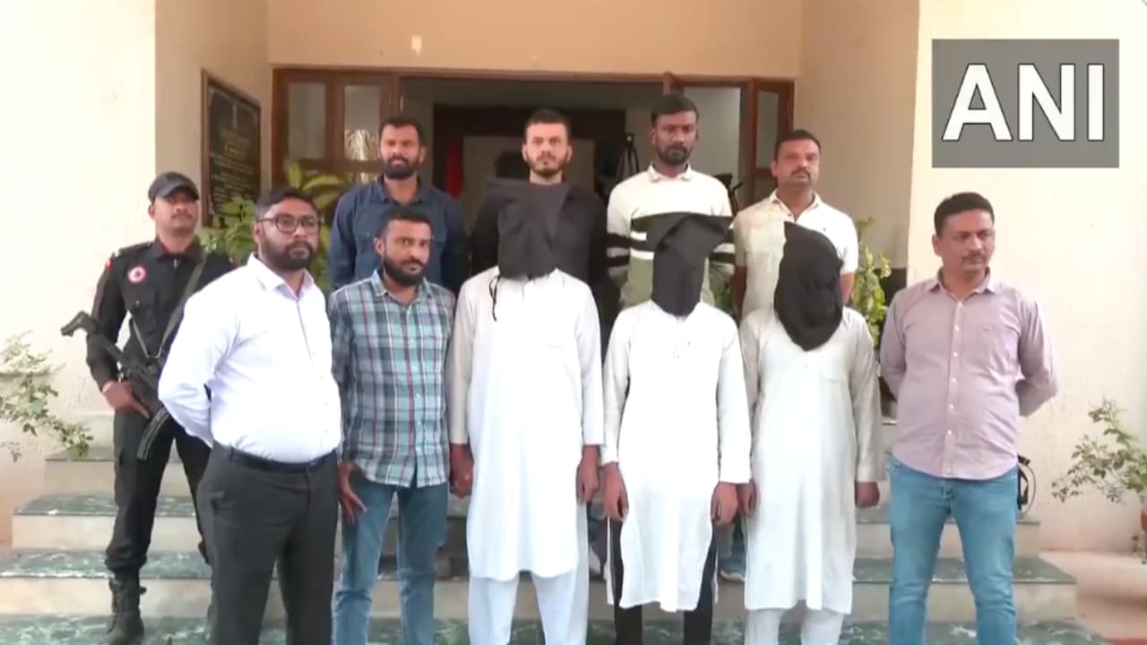 isis module lucknow rss office reki gujarat ats arrest