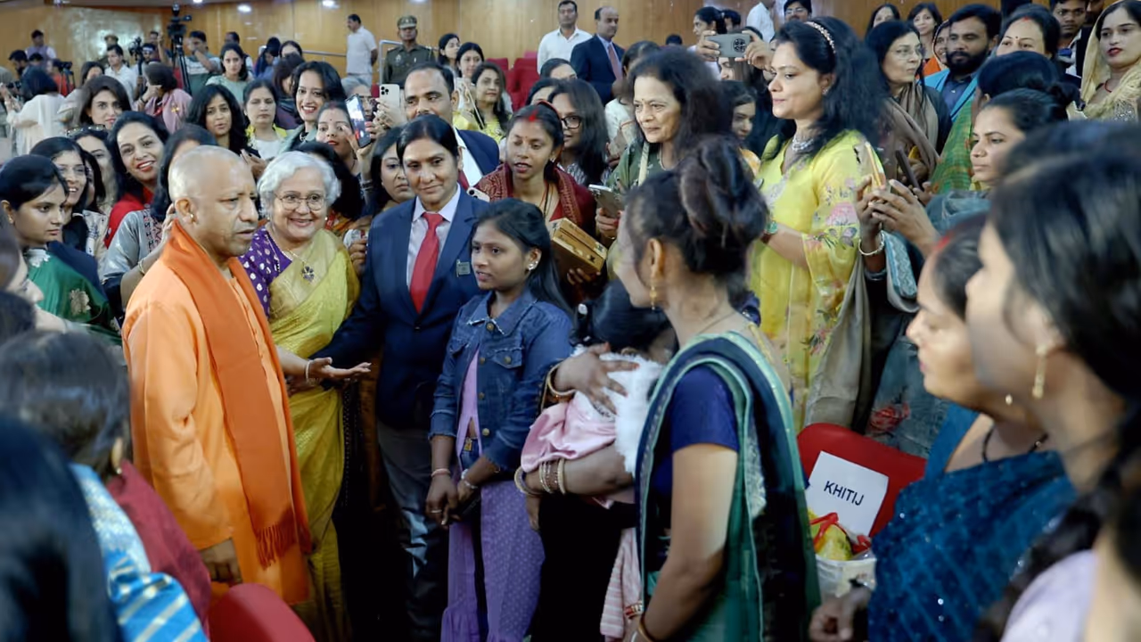 CM Yogi Adityanath FICCI FLO National Convention CM Yogi Adityanath FICCI FLO National Convention