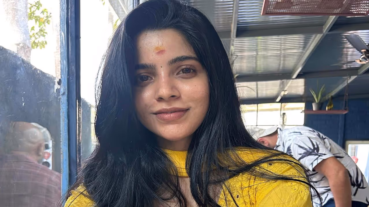 divyabharathi allegations against director naresh kuppili divyabharathi allegations against director naresh kuppili