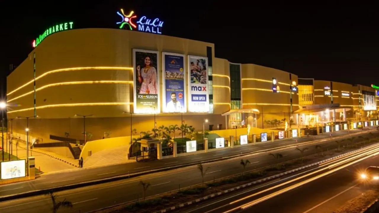 fsda raid food safety violation lucknow malls