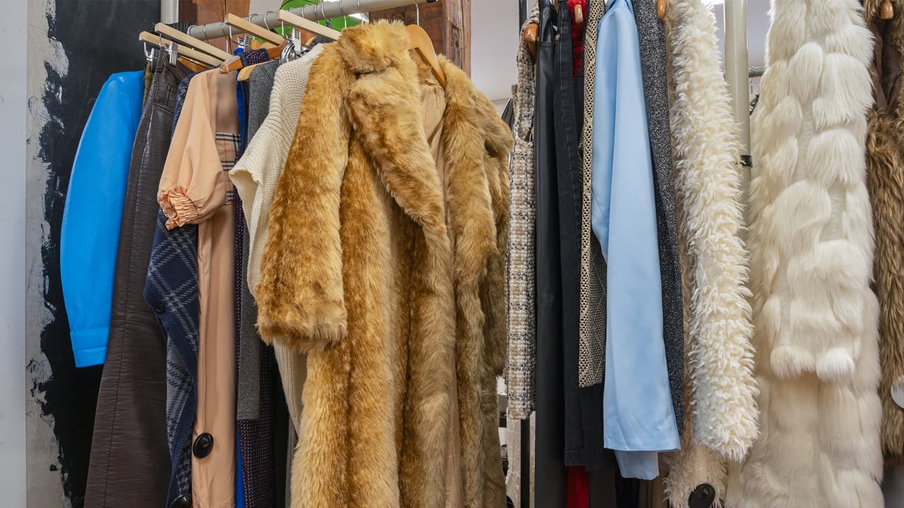 Cheapest winter clothes in Bhopal Cheapest winter clothes in Bhopal