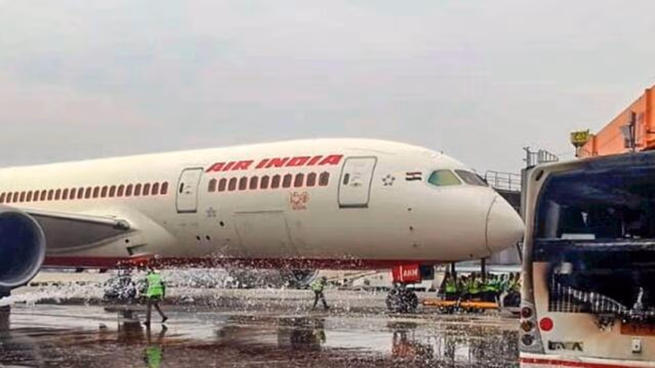 Air India Boeing 787 Dreamliner Air India Boeing 787 Dreamliner