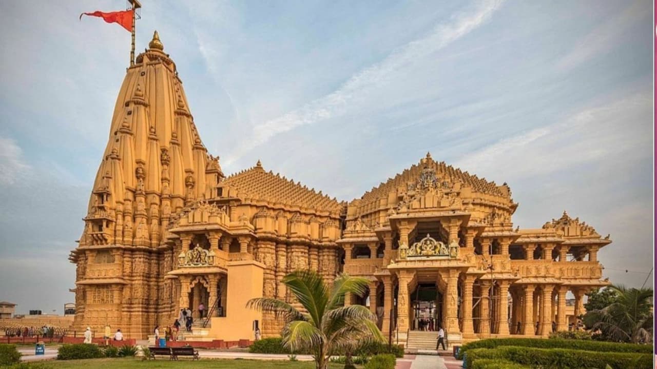 Somnath Temple Facts: सोमनाथ मंदिर से 5 रोचक फैक्ट, जिन्हें जान आप भी  कहेंगे 'OMG' | 5 Interesting Facts About Somnath Temple History  Significance | Asianet News Hindi
