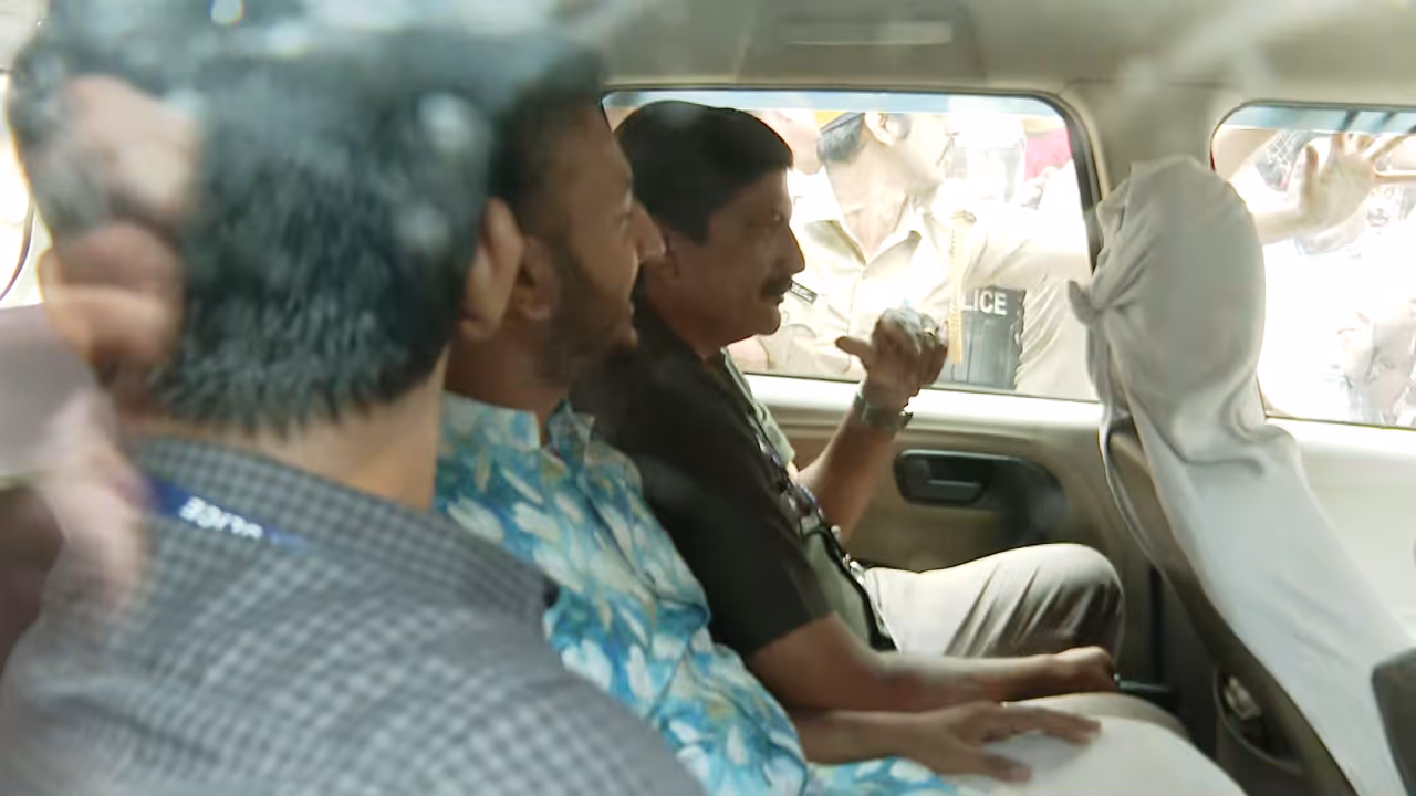 rahul mamkoottathil rahul mamkoottathil