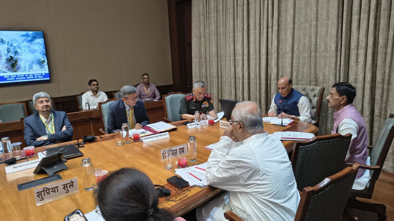 Rajnath Singh Reviews BRO Projects Pushes for Stronger Border Infrastructure and All Weather Connectivity in India Rajnath Singh Reviews BRO Projects Pushes for Stronger Border Infrastructure and All Weather Connectivity in India