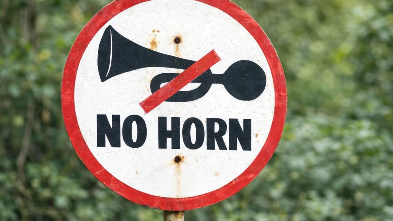 kanpur silence zone no horn rule 1000 fine hospital area kanpur silence zone no horn rule 1000 fine hospital area