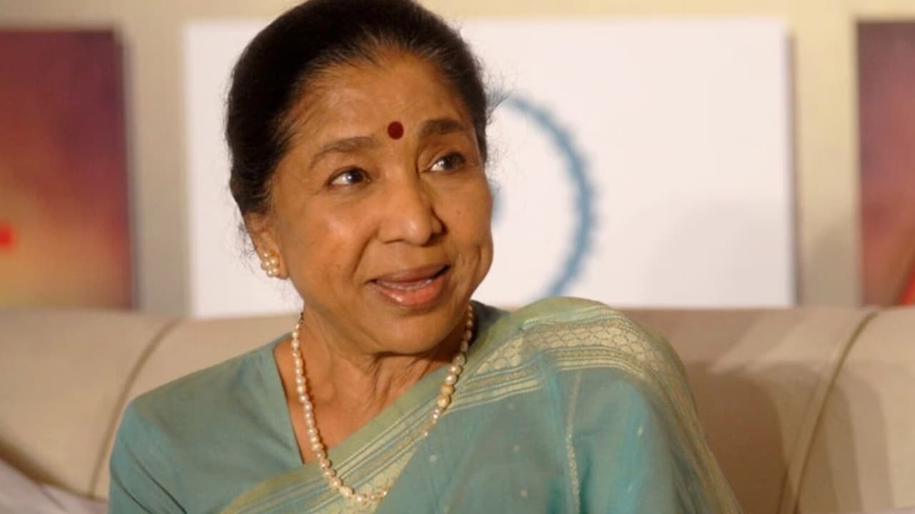 Legendary Singer Asha Bhosle Dies At 92 in Mumbai Legendary Singer Asha Bhosle Dies At 92 in Mumbai