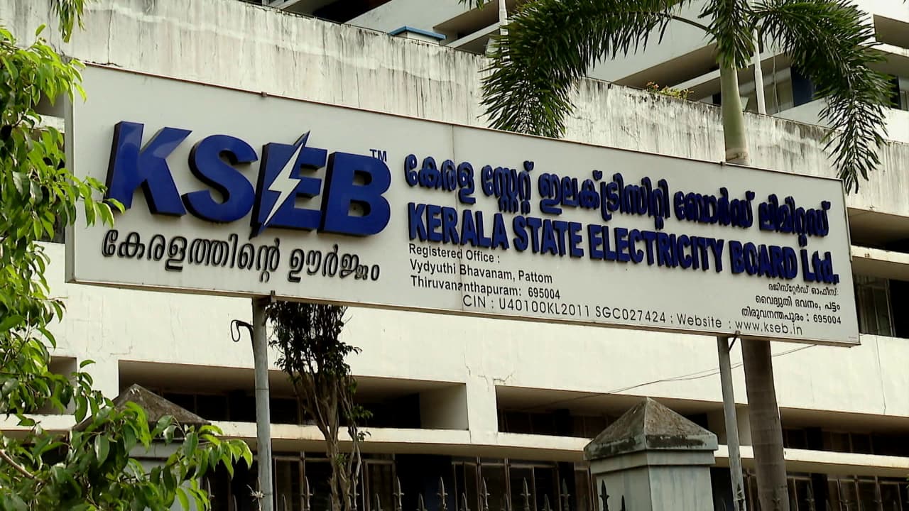 സംസ്ഥാനത്ത് ലോഡ് ഷെഡ്ഡിങ്; വൈകിട്ട് 6നും 12നും ഇടയിൽ അരമണിക്കൂർ; കെഎസ്ഇബി ഉന്നതതല യോ​ഗത്തിൽ തീരുമാനം - Asianet News Malayalam