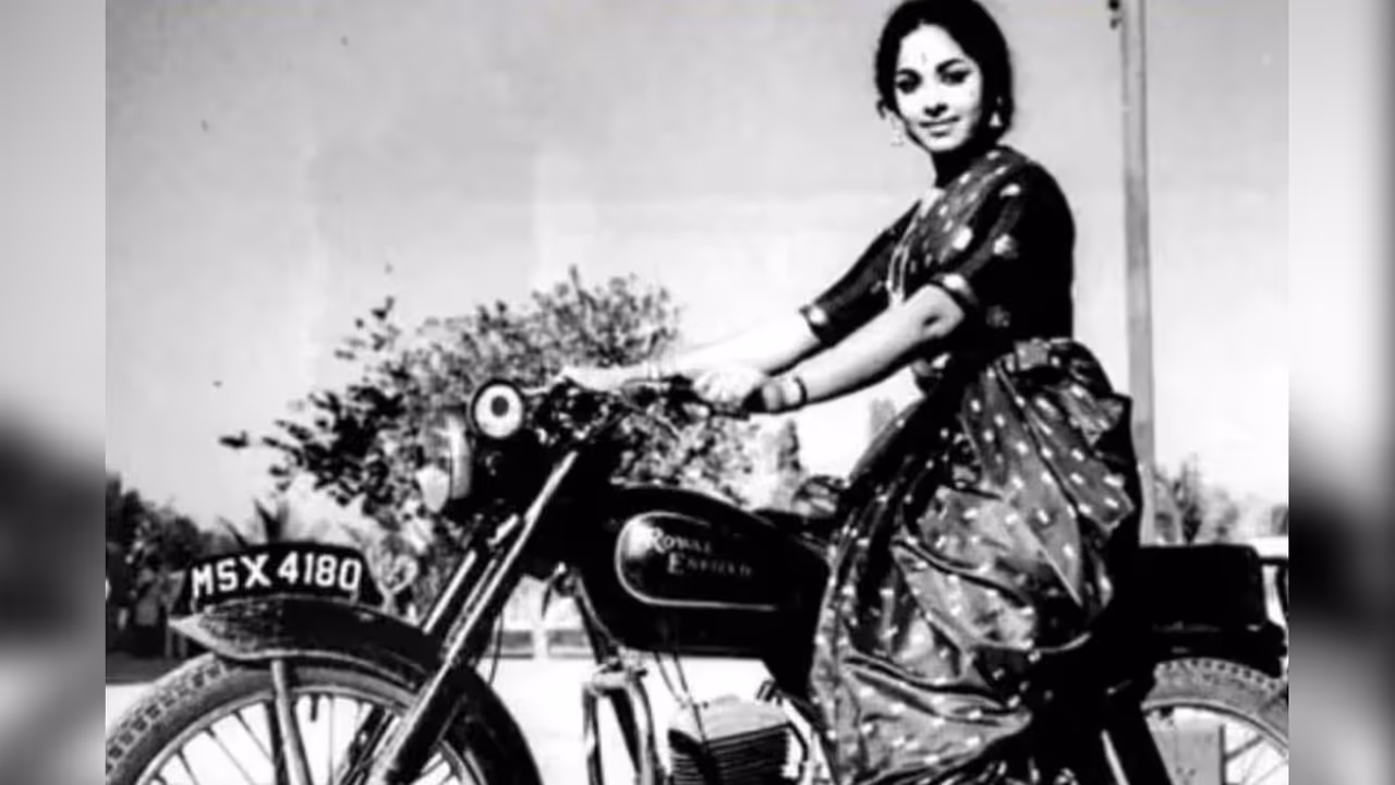 KR Vijaya private jet story truth KR Vijaya private jet story truth