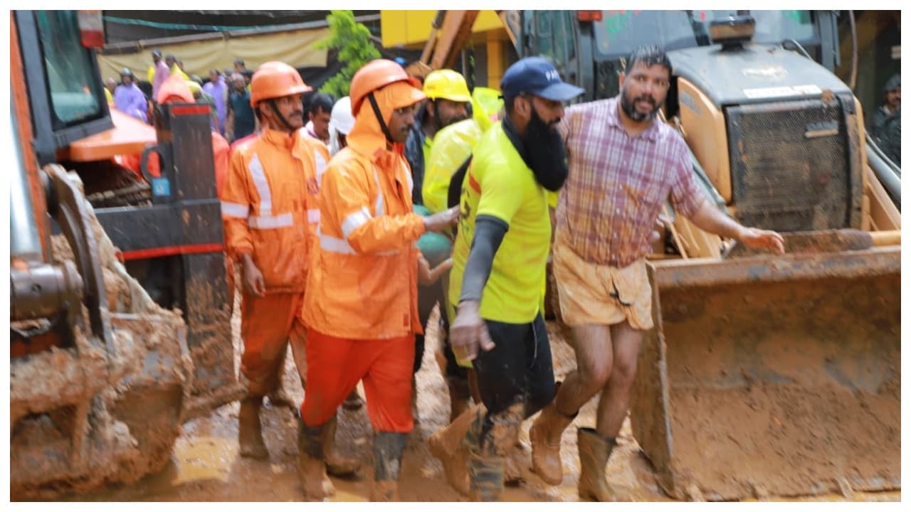 Wayanad Kalladi landslide Wayanad Kalladi landslide