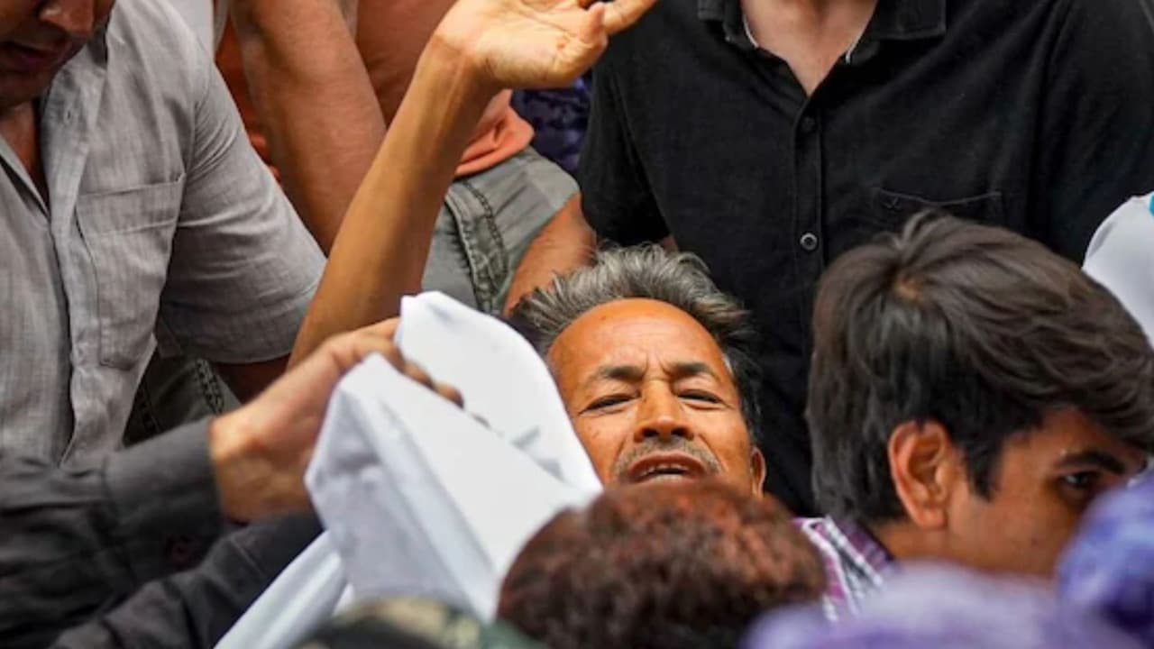 Sonam Wangchuk shifted to Safdarjung Hospital Sonam Wangchuk shifted to Safdarjung Hospital