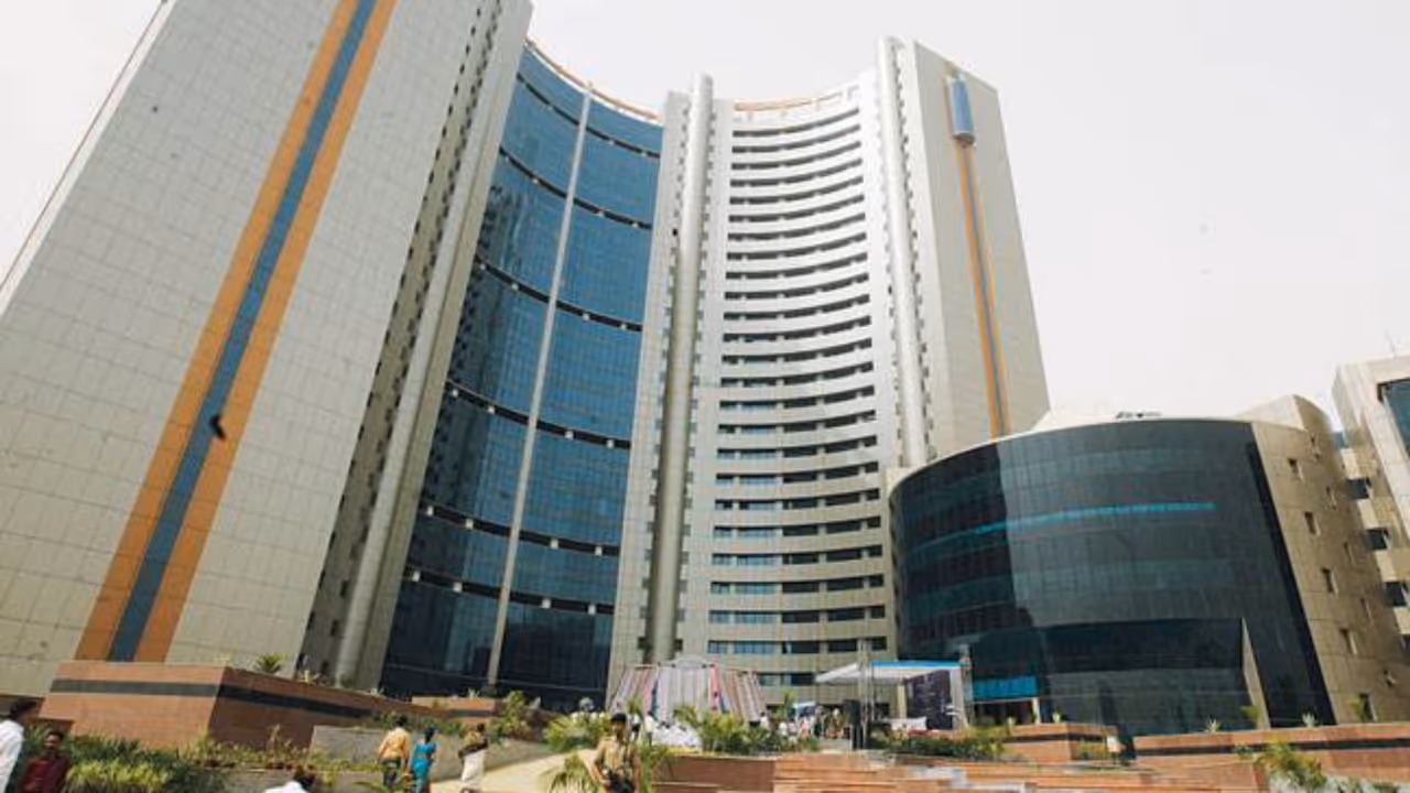 Delhi MCD Reshuffles 41 Officers to Strengthen Property Tax and Public Services Delhi MCD Reshuffles 41 Officers to Strengthen Property Tax and Public Services