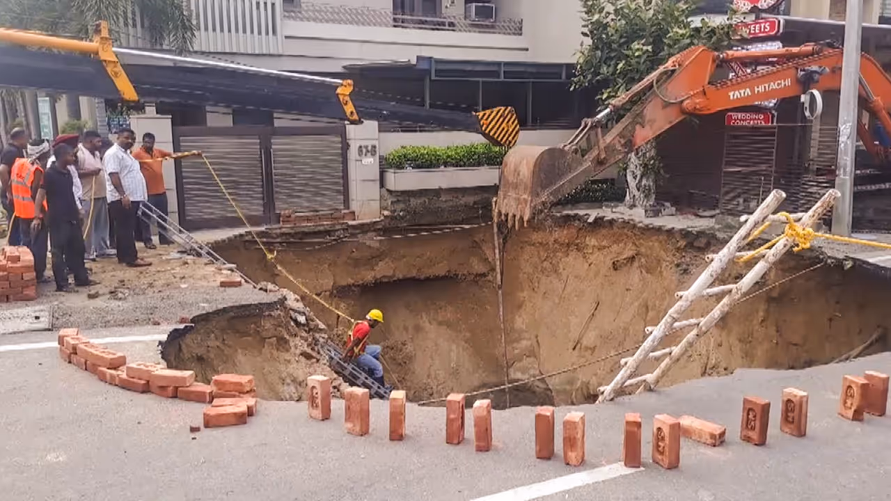 Restoration work underway after massive sinkhole damages road in Ludhiana Restoration work underway after massive sinkhole damages road in Ludhiana