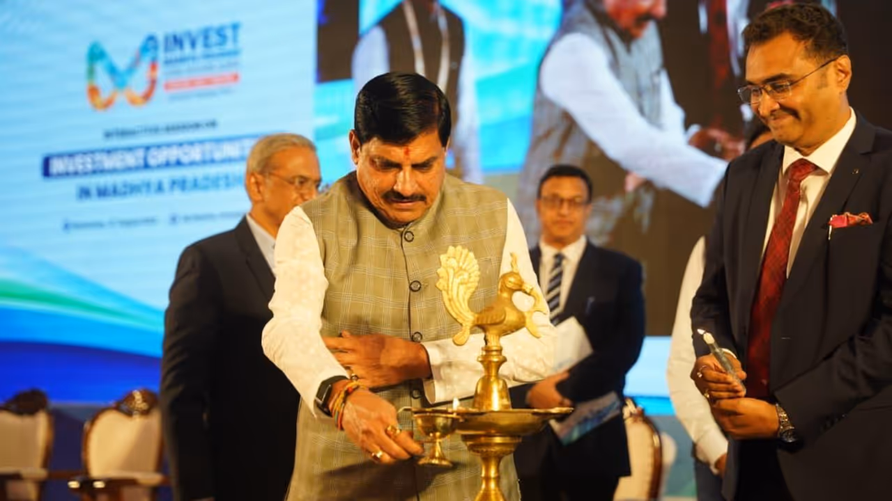 mp Gets 8635 Crore Investment Proposals in Ahmedabad Over 5785 Jobs Expected mp Gets 8635 Crore Investment Proposals in Ahmedabad Over 5785 Jobs Expected