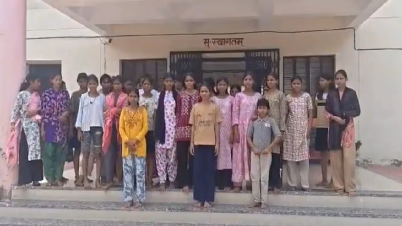 Sirohi Tribal Girls Hostel Row 50 Students Reach Collectors Office Over Food Quality and Mismanagement Complaints Sirohi Tribal Girls Hostel Row 50 Students Reach Collectors Office Over Food Quality and Mismanagement Complaints