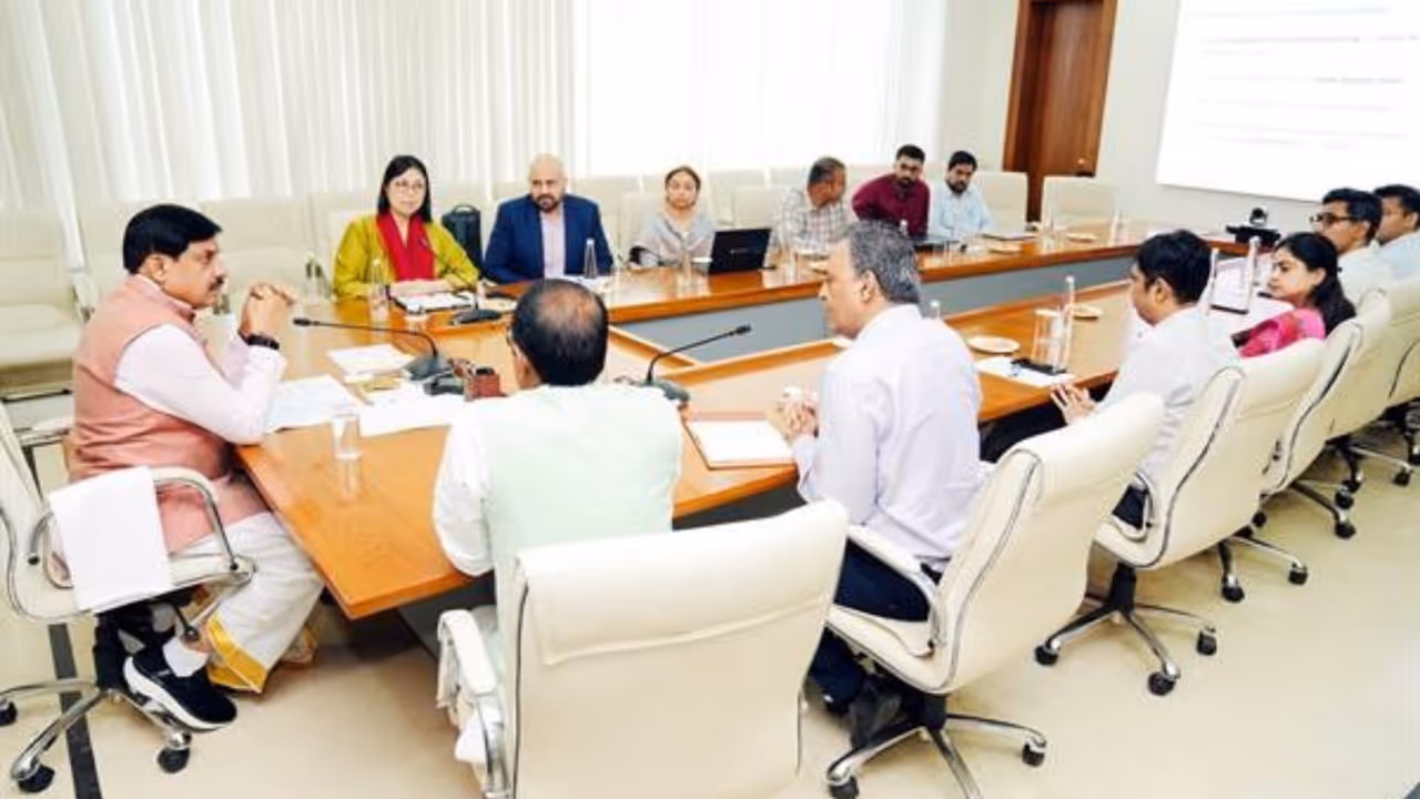 mp green energy adb rumsl mou omkareshwar floating solar project mp green energy adb rumsl mou omkareshwar floating solar project