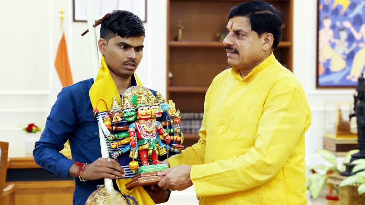Mohan Yadav With Sunil Lodhi Mohan Yadav With Sunil Lodhi