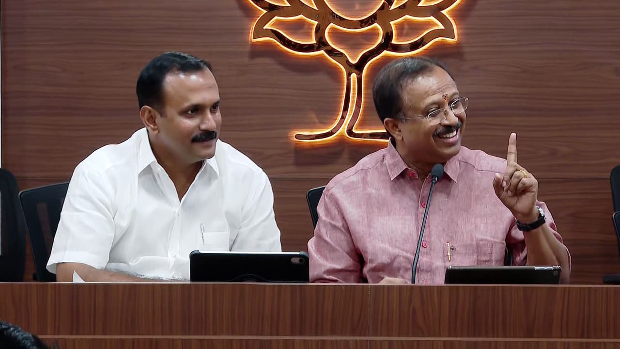 V MURALIDHARAN WITH SHONE GEORGE V MURALIDHARAN WITH SHONE GEORGE