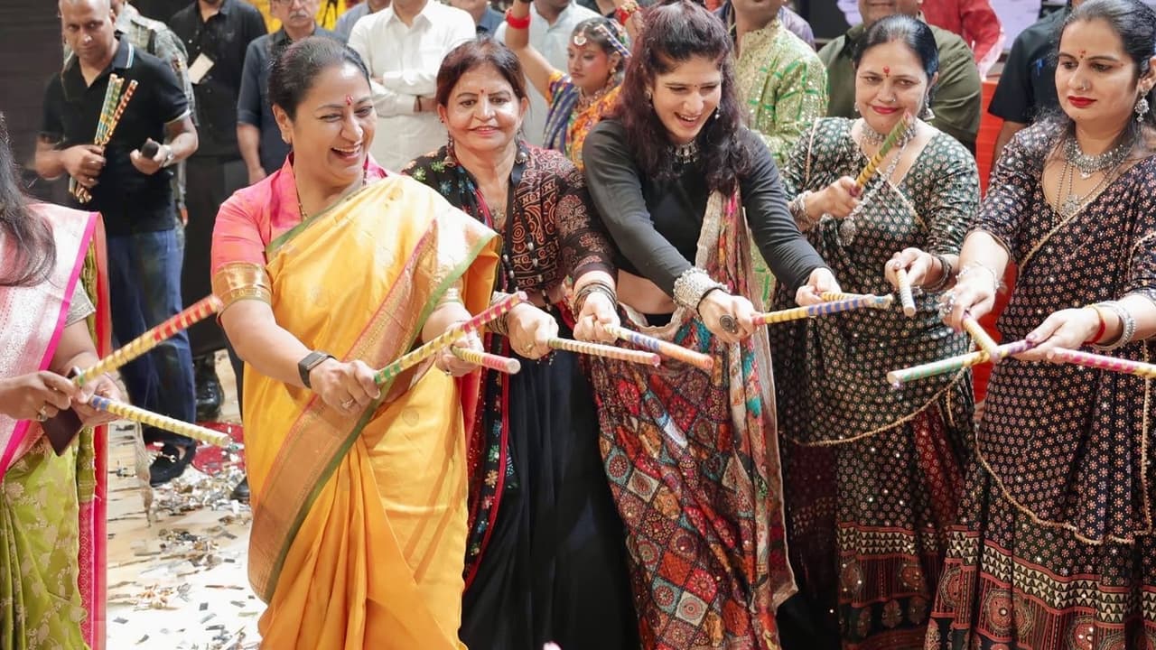 CM Rekha Gupta Leads Special Garba Celebration for Women Teachers in Delhi During Navratri CM Rekha Gupta Leads Special Garba Celebration for Women Teachers in Delhi During Navratri