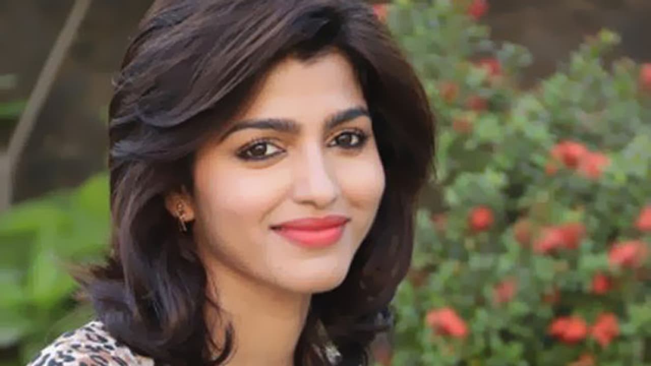 Kabali star Dhansika takes on a difficult role in Dulquer Salman’s Solo Kabali star Dhansika takes on a difficult role in Dulquer Salman’s Solo