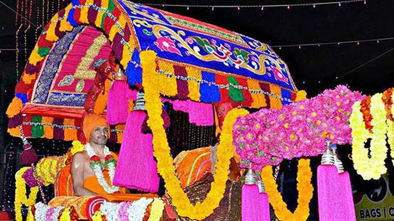 ఉడుపిలో కొలువైన కొత్త స్వామీజీ ఉడుపిలో కొలువైన కొత్త స్వామీజీ