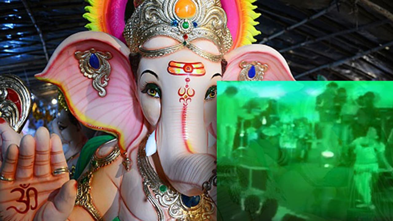 This dance at Ganapathi festival shocked everyone This dance at Ganapathi festival shocked everyone