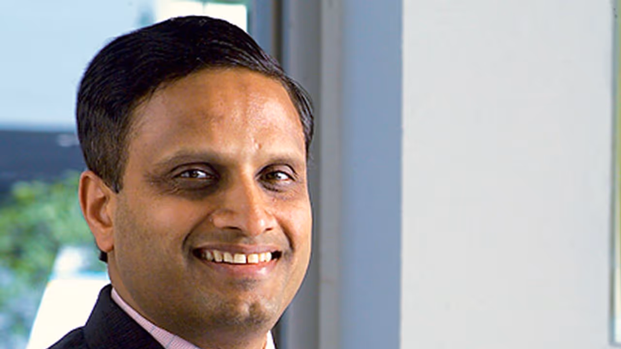 Infosys: Vishal Sikka out, Pravin Rao in, Narayan Murthy unhappy with both Infosys: Vishal Sikka out, Pravin Rao in, Narayan Murthy unhappy with both