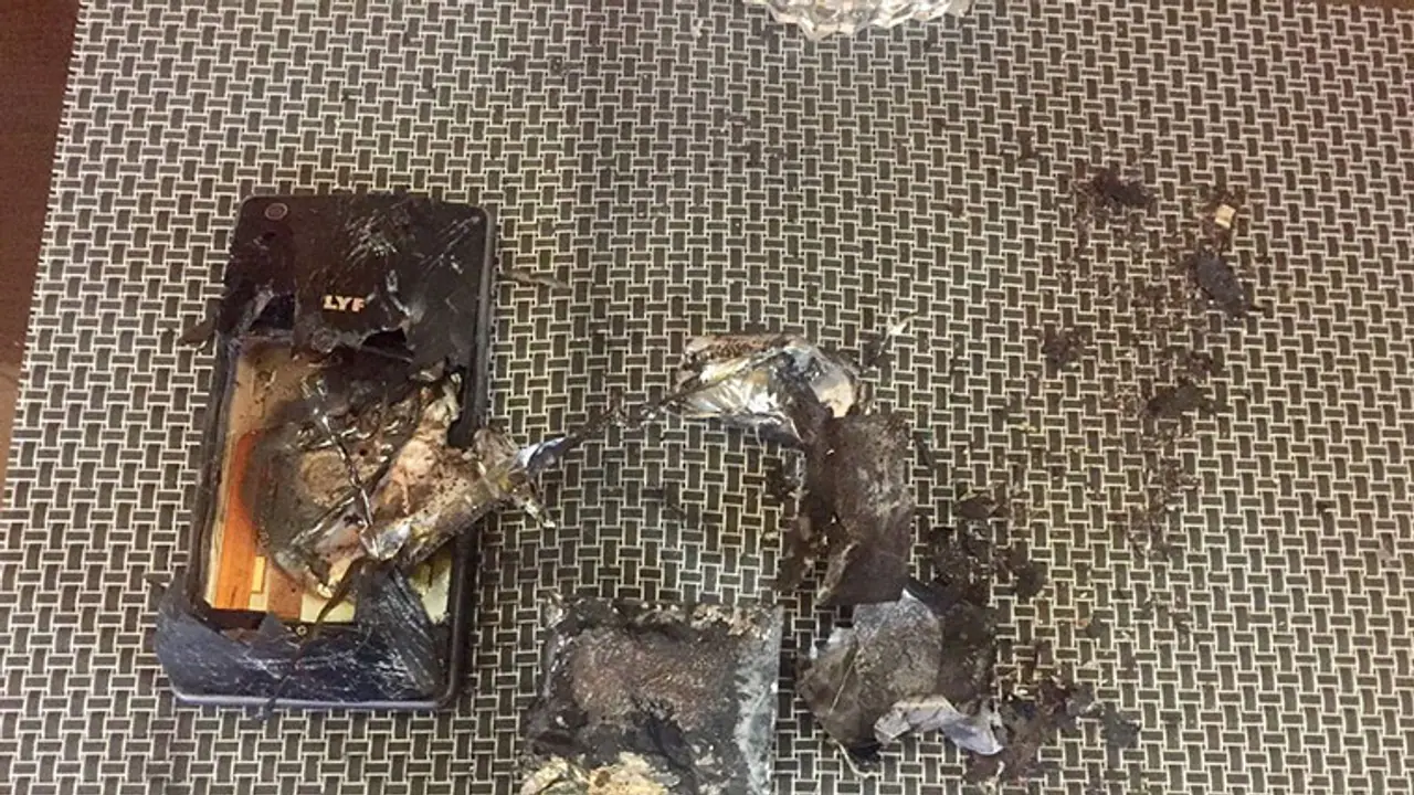 Reliance Lyf smartphone 'explodes', investigation on Reliance Lyf smartphone 'explodes', investigation on