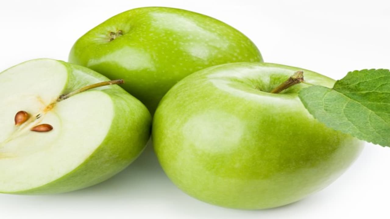 உங்களுக்குத் தெரியுமா? எடையை குறைக்க முயற்சிப்பவருக்கு பச்சை ஆப்பிள் ஒரு சிறந்த உணவு… உங்களுக்குத் தெரியுமா? எடையை குறைக்க முயற்சிப்பவருக்கு பச்சை ஆப்பிள் ஒரு சிறந்த உணவு…