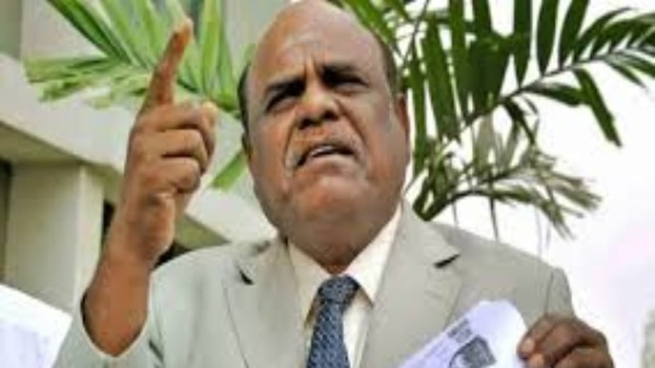 முன்னாள் நீதிபதி கர்ணன் மனு மீண்டும் தள்ளுபடி!! கொல்கத்தா உயர்நீதிமன்றம் அதிரடி… முன்னாள் நீதிபதி கர்ணன் மனு மீண்டும் தள்ளுபடி!! கொல்கத்தா உயர்நீதிமன்றம் அதிரடி…