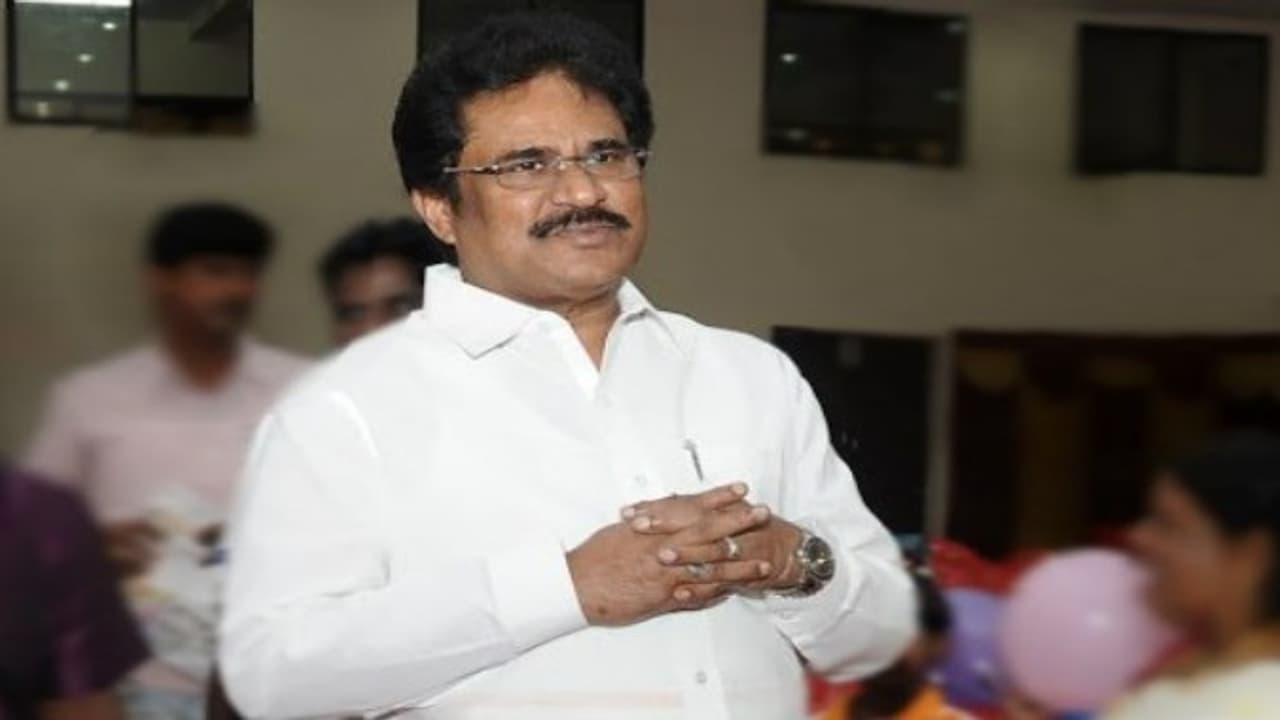 அரசியலில் இந்த பிரச்சனைகள் எல்லாம் சகஜமப்பா.? தமிழக காங்கிரஸ் தலைவர் மாற்றும் கோரிக்கைக்கு திருநாவுகரசர் பதில் அரசியலில் இந்த பிரச்சனைகள் எல்லாம் சகஜமப்பா.? தமிழக காங்கிரஸ் தலைவர் மாற்றும் கோரிக்கைக்கு திருநாவுகரசர் பதில்