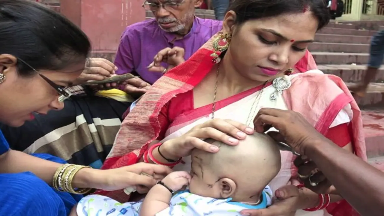 ஒரு வருடத்திற்குள், குழந்தைக்கு மொட்டை போடுவது ஏன் தெரியுமா? ஒரு வருடத்திற்குள், குழந்தைக்கு மொட்டை போடுவது ஏன் தெரியுமா?