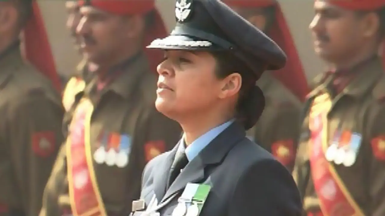 Pooja Thakur, who led the Guard of Honour on Obama’s visit, sues IAF Pooja Thakur, who led the Guard of Honour on Obama’s visit, sues IAF