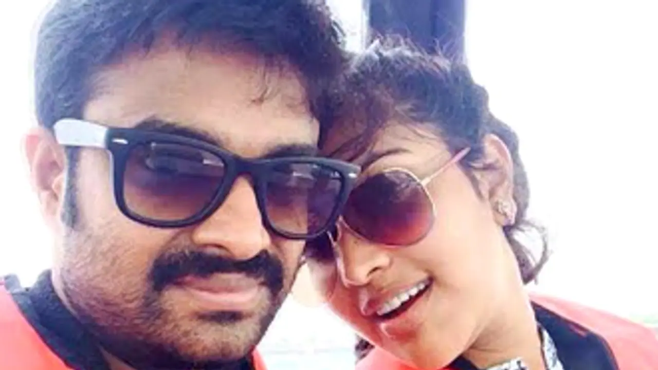 நடிகை சாய் பல்லவியுடன் கிசுகிசுக்கப்பட்ட இயக்குநர் விஜய்க்கு திருமணம் அறிவிப்பு... நடிகை சாய் பல்லவியுடன் கிசுகிசுக்கப்பட்ட இயக்குநர் விஜய்க்கு திருமணம் அறிவிப்பு...