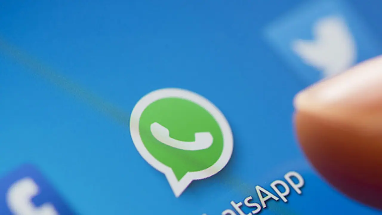 സ്റ്റിക്കറുകള്‍ അയക്കാവുന്ന ഫീച്ചറുമായി വാട്ട്സ്ആപ്പ്