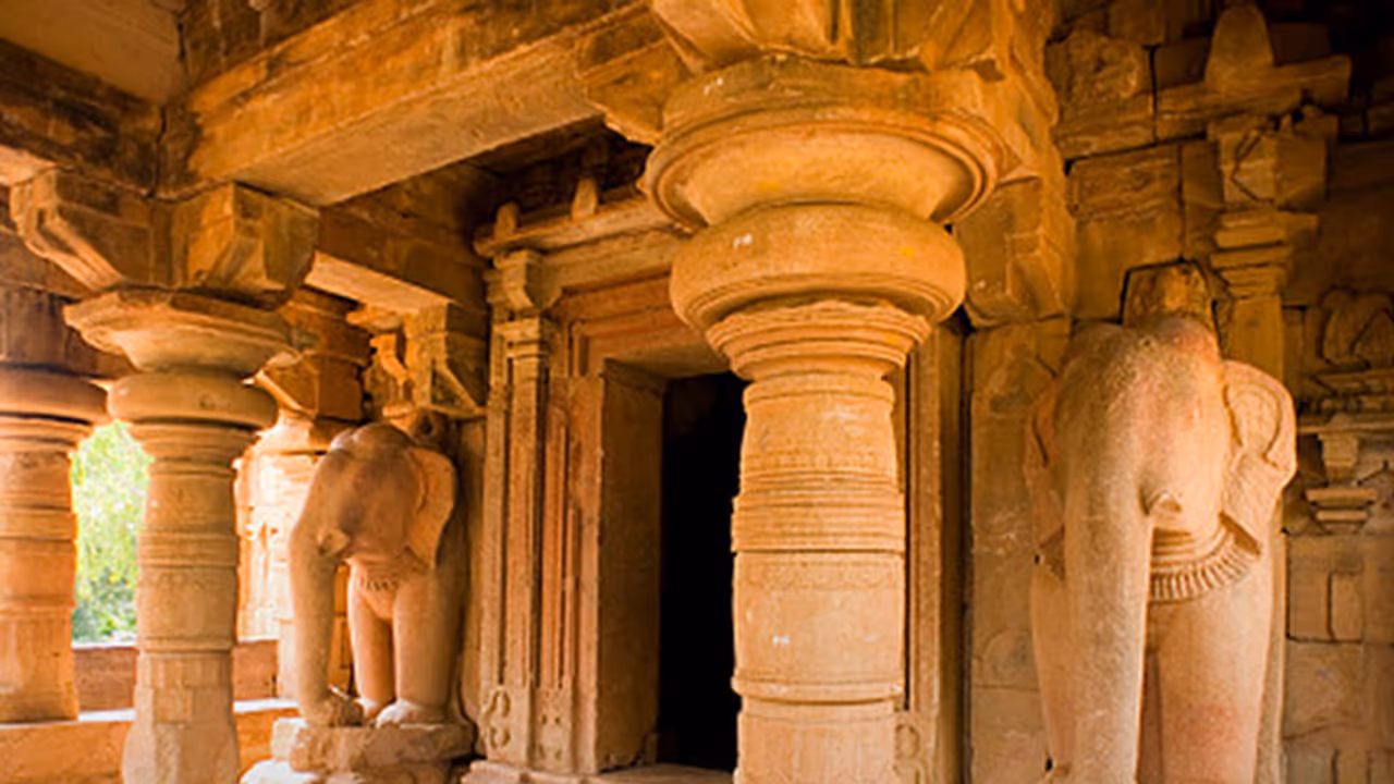 5 arrested in Jain temple robbery case, master plan of tile fixing workers 5 arrested in Jain temple robbery case, master plan of tile fixing workers