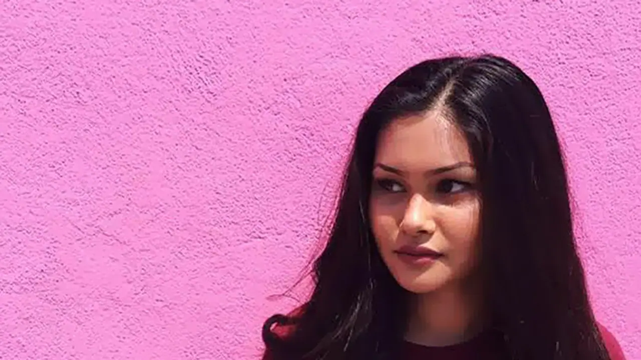 Why do women get a promotion at work? This student has the answer!