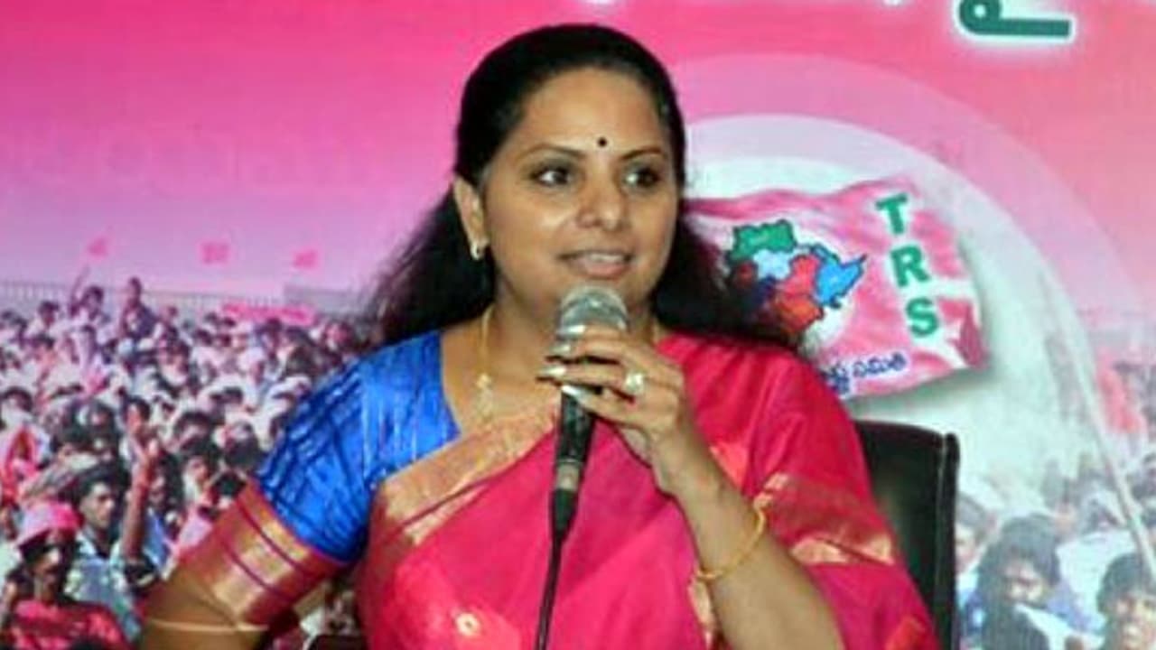 రేవంత్ రెడ్డిపై ఐటీ దాడుల గురించి కవిత ఏమన్నారంటే (వీడియో)