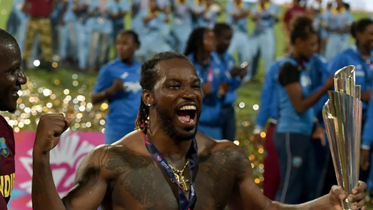Chris Gayle makes lewd remarks in an interview again!