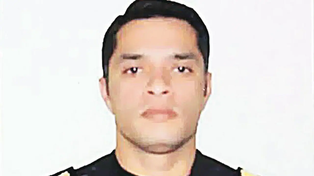 ದೊಡ್ಡಬೊಮ್ಮಸಂದ್ರ ಮುಖ್ಯರಸ್ತೆಗೆ ನಿರಂಜನ್ ಹೆಸರು: ಪಾಲಿಕೆ ಉಲ್ಟಾ ದೊಡ್ಡಬೊಮ್ಮಸಂದ್ರ ಮುಖ್ಯರಸ್ತೆಗೆ ನಿರಂಜನ್ ಹೆಸರು: ಪಾಲಿಕೆ ಉಲ್ಟಾ