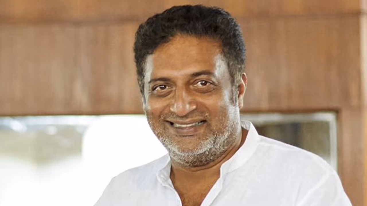 Accused of violating model code of conduct Prakash Raj files nomination, met with pro-Modi slogans