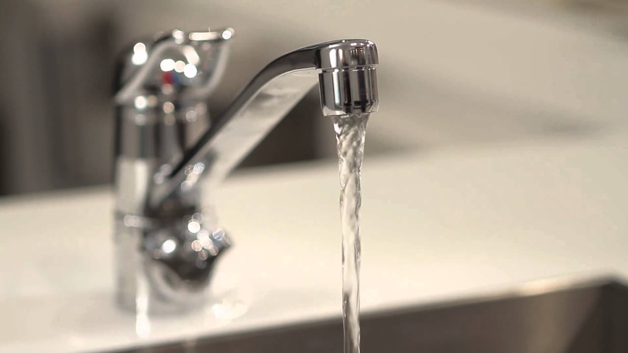 జీహెచ్ఎంసీలో నేటి నుండి ఉచిత మంచినీటి పథకం: నల్లాలకు మీటర్లు జీహెచ్ఎంసీలో నేటి నుండి ఉచిత మంచినీటి పథకం: నల్లాలకు మీటర్లు