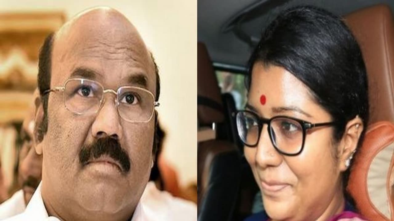 அட , இதுவல்லவோ, அரசியல் நாகரிகம்... அமைச்சரை கலாய்த்த சசிகலா அண்ணன் மகள் கிருஷ்ணப்ரியா... அட , இதுவல்லவோ, அரசியல் நாகரிகம்... அமைச்சரை கலாய்த்த சசிகலா அண்ணன் மகள் கிருஷ்ணப்ரியா...