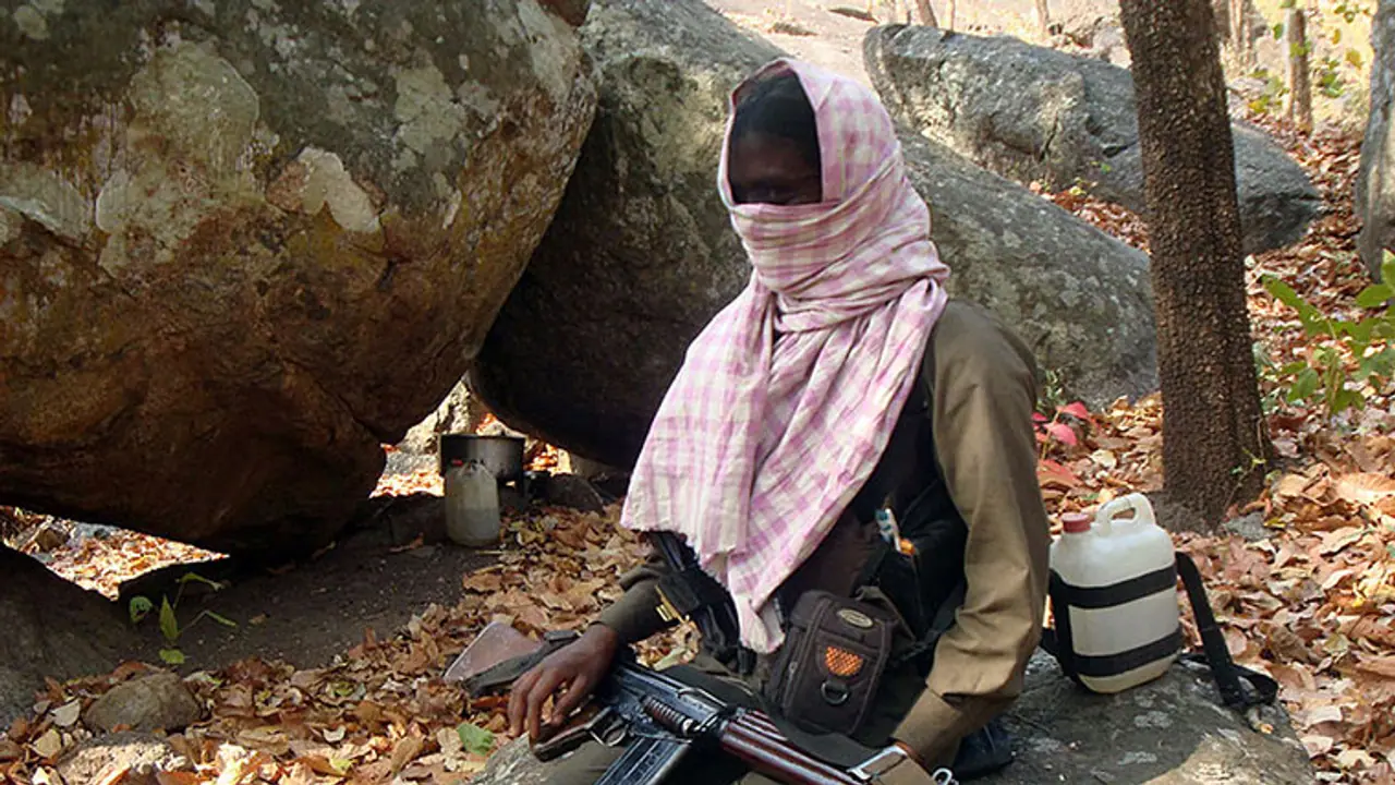 'Keralites support arm wielding Maoists' 'Keralites support arm wielding Maoists'