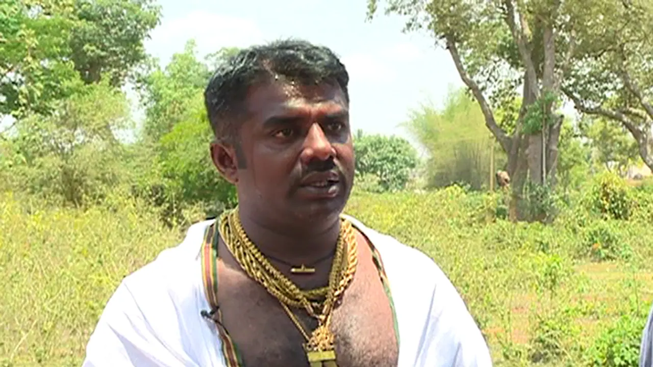 ಕುಣಿಗಲ್'ನ ಗೋಲ್ಡನ್ ಬಾಬಾ ಅಸಲಿಯತ್ತು ಬಟಾಬಯಲು ಕುಣಿಗಲ್'ನ ಗೋಲ್ಡನ್ ಬಾಬಾ ಅಸಲಿಯತ್ತು ಬಟಾಬಯಲು